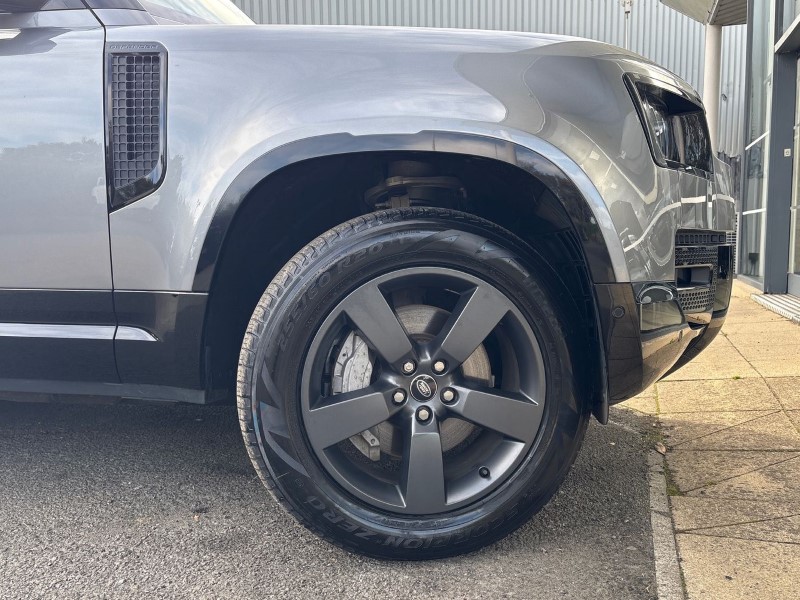 2024 (24) LAND ROVER DEFENDER 2.0 P400e X-Dynamic HSE 110 5dr Auto 4648510