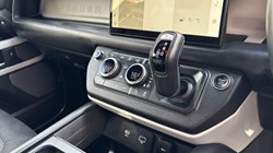 2024 (24) LAND ROVER DEFENDER 2.0 P400e X-Dynamic HSE 110 5dr Auto 4648477