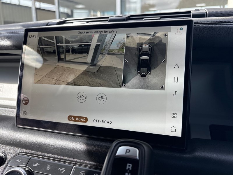 2024 (24) LAND ROVER DEFENDER 2.0 P400e X-Dynamic HSE 110 5dr Auto 4648476