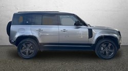 2024 (24) LAND ROVER DEFENDER 2.0 P400e X-Dynamic HSE 110 5dr Auto 4648470