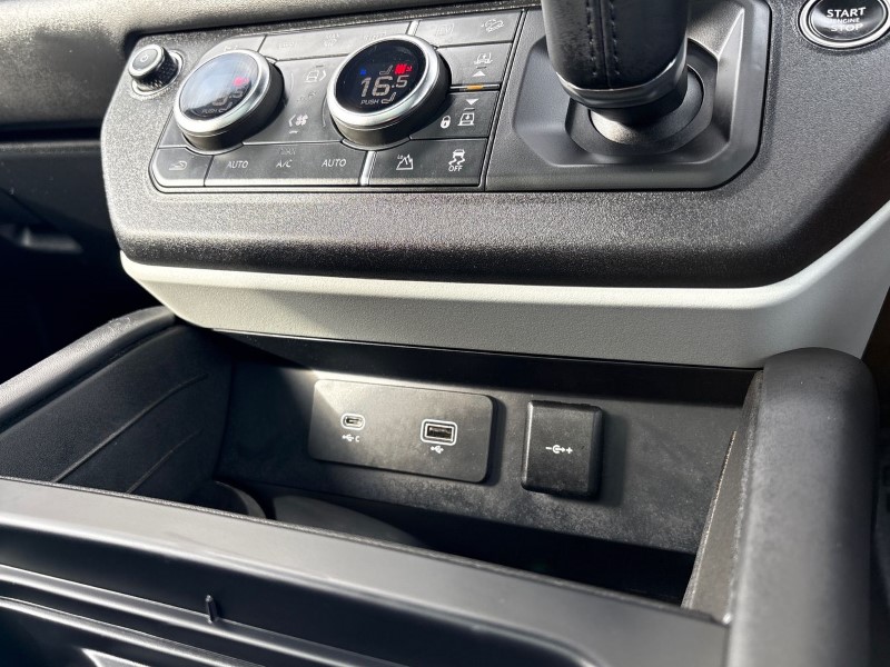 2024 (24) LAND ROVER DEFENDER 2.0 P400e X-Dynamic HSE 110 5dr Auto 4648502