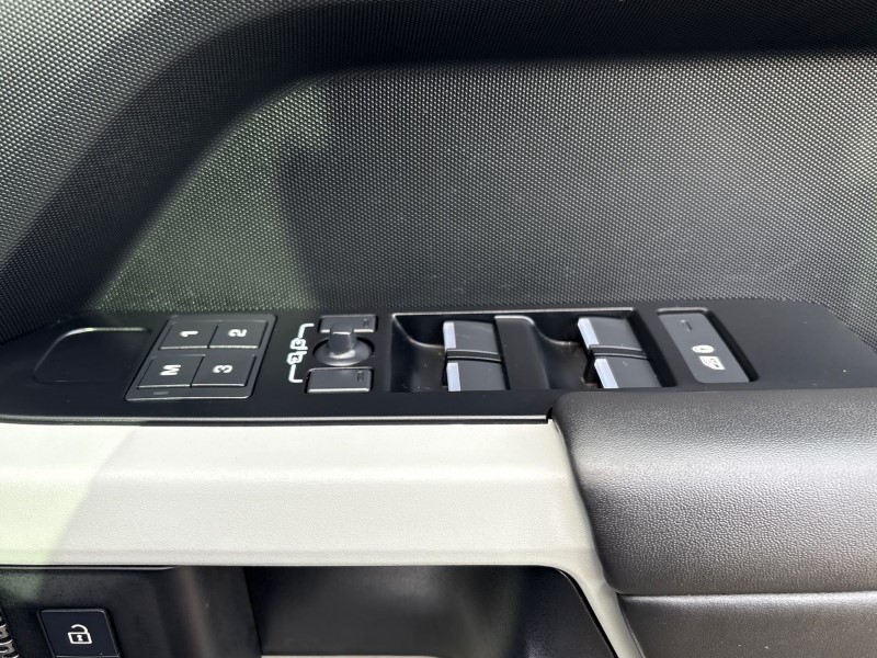 2024 (24) LAND ROVER DEFENDER 2.0 P400e X-Dynamic HSE 110 5dr Auto 4648487