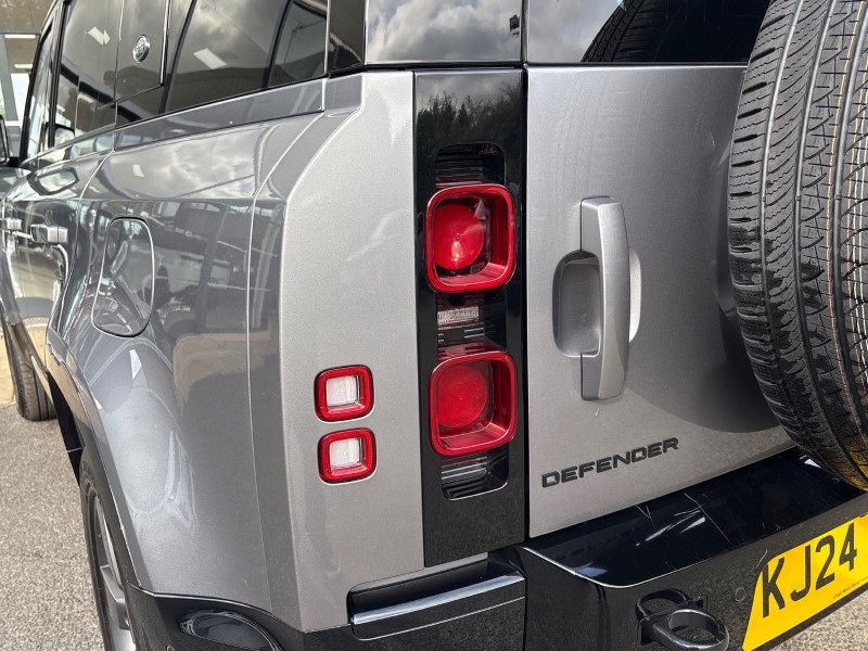 2024 (24) LAND ROVER DEFENDER 2.0 P400e X-Dynamic HSE 110 5dr Auto 4648483