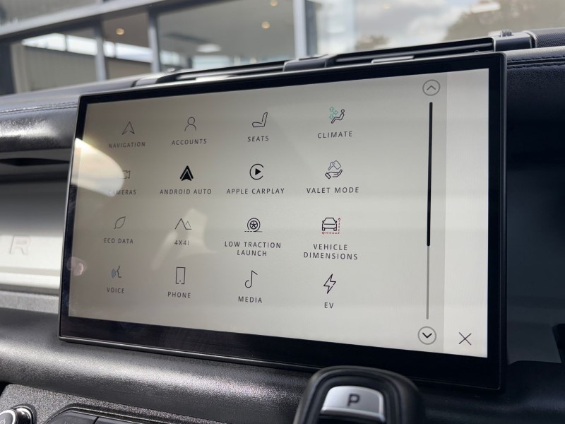 2024 (24) LAND ROVER DEFENDER 2.0 P400e X-Dynamic HSE 110 5dr Auto 4648497