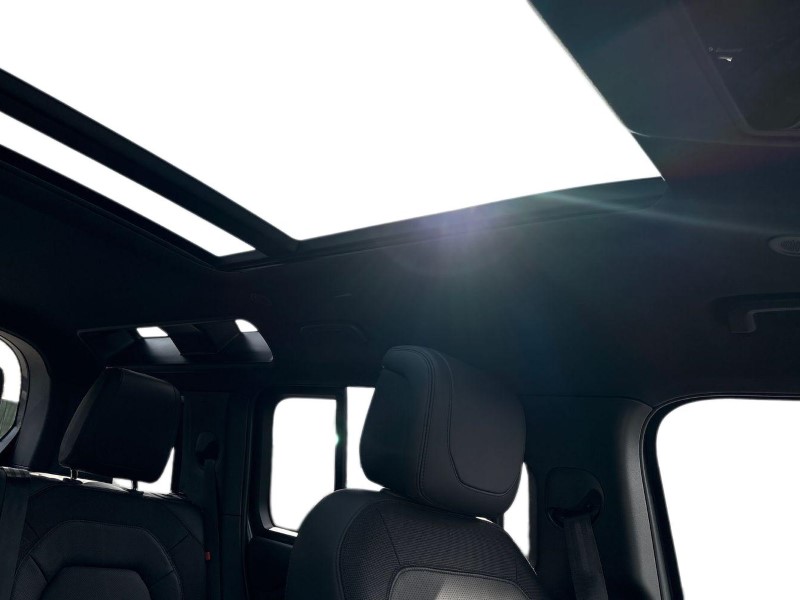 2024 (24) LAND ROVER DEFENDER 2.0 P400e X-Dynamic HSE 110 5dr Auto 4648485