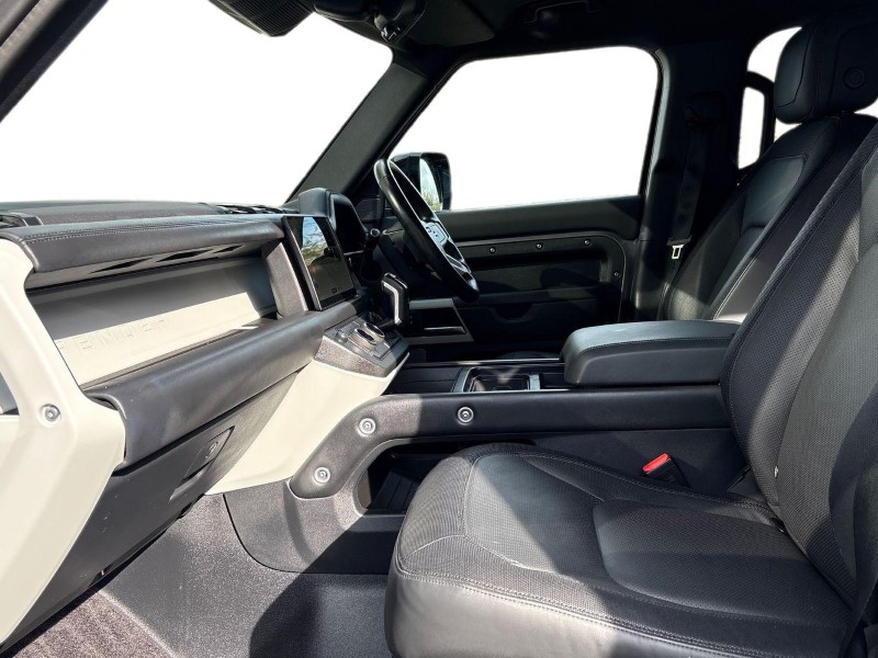 2024 (24) LAND ROVER DEFENDER 2.0 P400e X-Dynamic HSE 110 5dr Auto 4648468