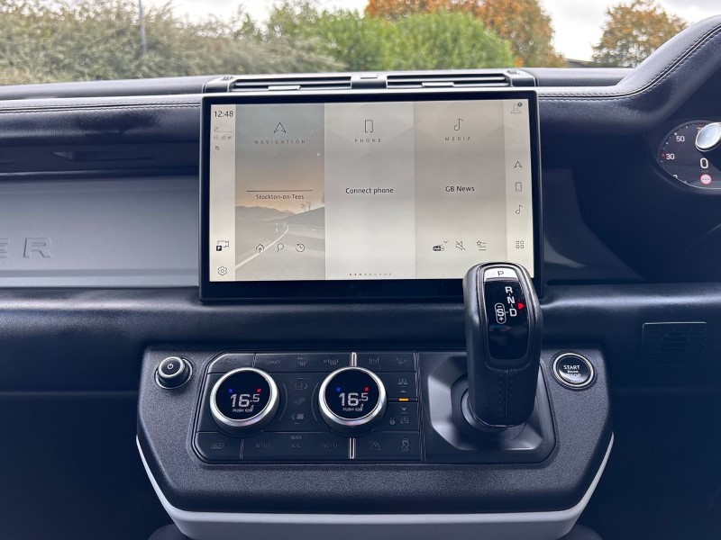 2024 (24) LAND ROVER DEFENDER 2.0 P400e X-Dynamic HSE 110 5dr Auto 4648478