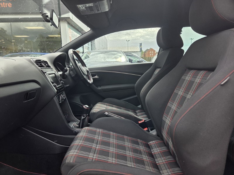 2016 (66) VOLKSWAGEN POLO 1.8 TSI GTI 3dr 5365409