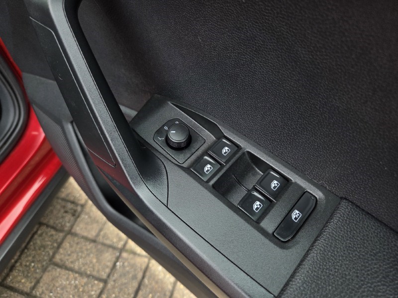 2023 (23) SEAT ARONA 1.0 TSI SE Technology 5dr 5360674