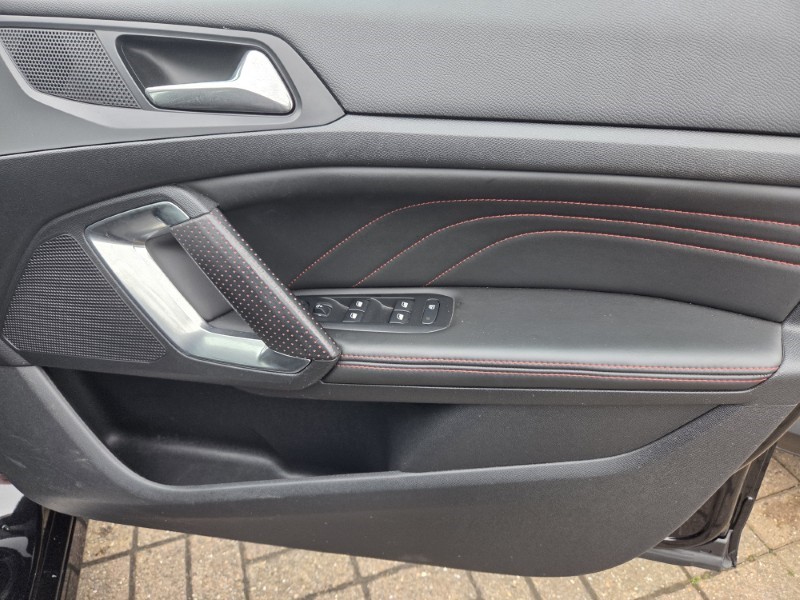 2017 (17) PEUGEOT 308 1.6 BlueHDi 120 GT Line 5dr 5366624