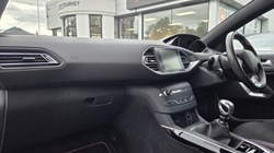 2017 (17) PEUGEOT 308 1.6 BlueHDi 120 GT Line 5dr 5366621