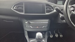 2017 (17) PEUGEOT 308 1.6 BlueHDi 120 GT Line 5dr 5366620