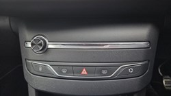 2017 (17) PEUGEOT 308 1.6 BlueHDi 120 GT Line 5dr 5366631
