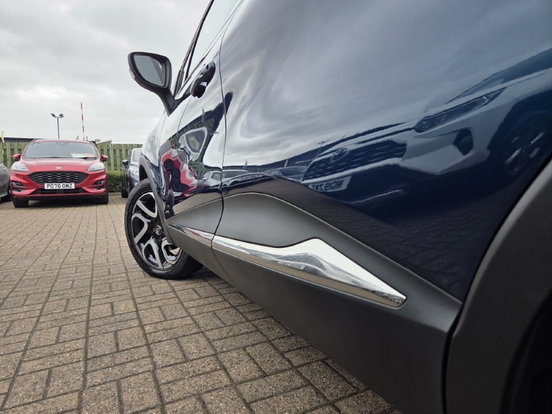 2019 (19) RENAULT CAPTUR 1.5 dCi 90 Iconic 5dr 5384807