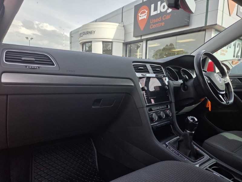 2019 (19) VOLKSWAGEN GOLF 1.5 TSI EVO 150 Match 5dr 5384581