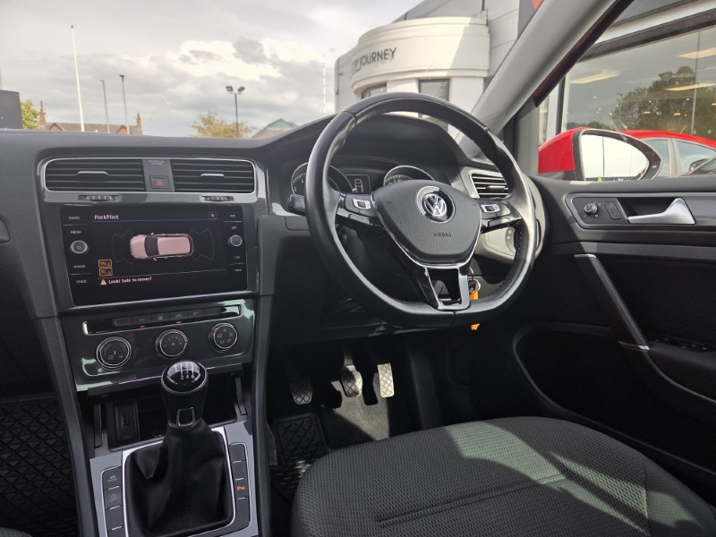 2019 (19) VOLKSWAGEN GOLF 1.5 TSI EVO 150 Match 5dr 5384579