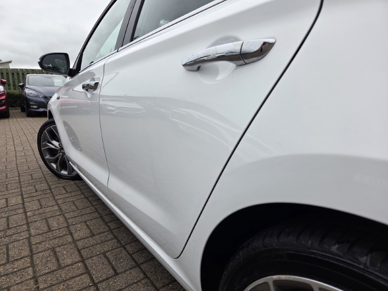 2018 (68) HYUNDAI I30 1.4T GDI N Line PLUS 5dr 5384738
