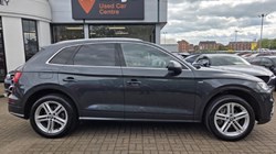 2018 (18) AUDI Q5 2.0 TDI Quattro S Line 5dr S Tronic 5382061