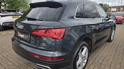 2018 (18) AUDI Q5 2.0 TDI Quattro S Line 5dr S Tronic 5382078