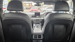 2018 (18) AUDI Q5 2.0 TDI Quattro S Line 5dr S Tronic 5382081