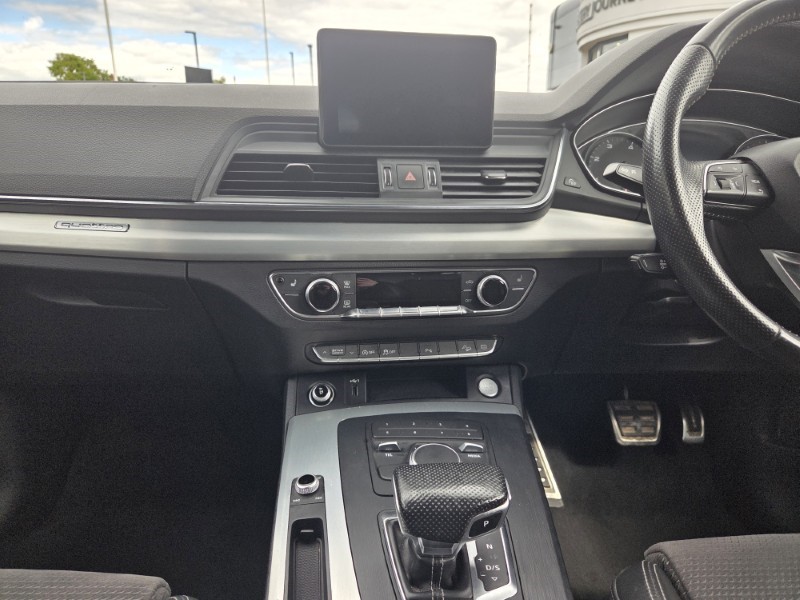 2018 (18) AUDI Q5 2.0 TDI Quattro S Line 5dr S Tronic 5382088