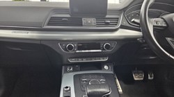 2018 (18) AUDI Q5 2.0 TDI Quattro S Line 5dr S Tronic 5382088
