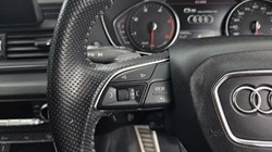 2018 (18) AUDI Q5 2.0 TDI Quattro S Line 5dr S Tronic 5382094