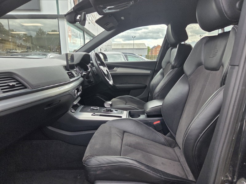 2018 (18) AUDI Q5 2.0 TDI Quattro S Line 5dr S Tronic 5382090