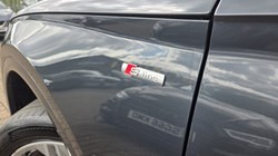 2018 (18) AUDI Q5 2.0 TDI Quattro S Line 5dr S Tronic 5382069
