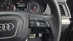 2018 (18) AUDI Q5 2.0 TDI Quattro S Line 5dr S Tronic 5382095