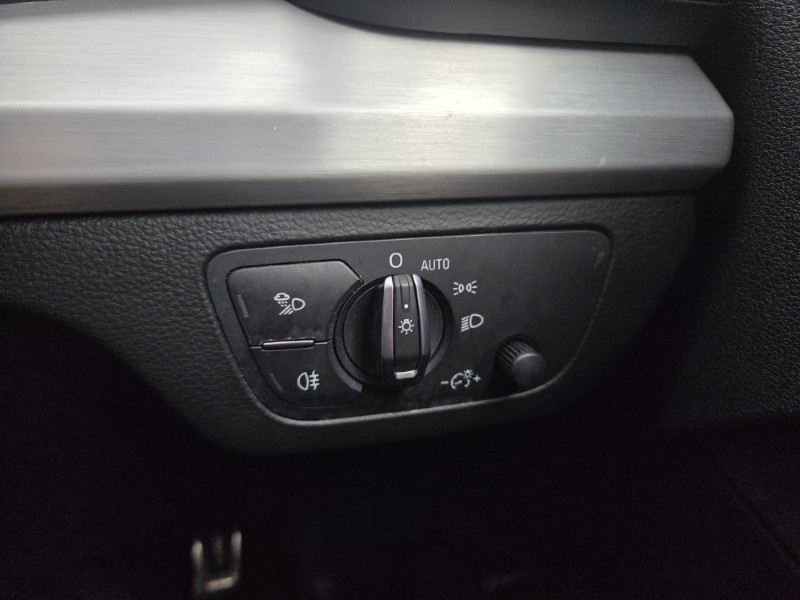 2018 (18) AUDI Q5 2.0 TDI Quattro S Line 5dr S Tronic 5382106
