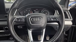 2018 (18) AUDI Q5 2.0 TDI Quattro S Line 5dr S Tronic 5382096