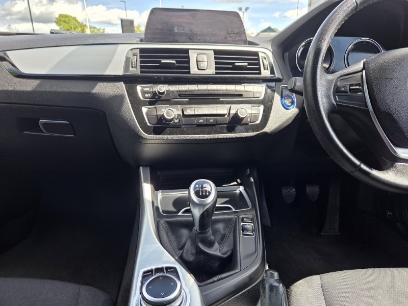 2018 (68) BMW 1 SERIES 118d SE 5dr [Nav/Servotronic] 5377917