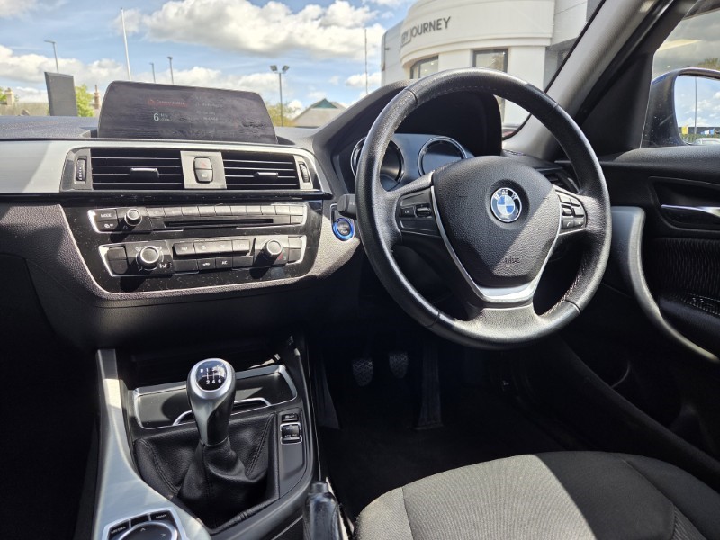 2018 (68) BMW 1 SERIES 118d SE 5dr [Nav/Servotronic] 5377916