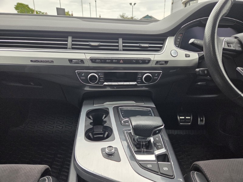 2019 (19) AUDI Q7 3.0 TDI Quattro S Line 5dr Tip Auto 5382132