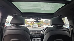 2019 (19) AUDI Q7 3.0 TDI Quattro S Line 5dr Tip Auto 5382125