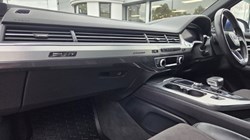 2019 (19) AUDI Q7 3.0 TDI Quattro S Line 5dr Tip Auto 5382135