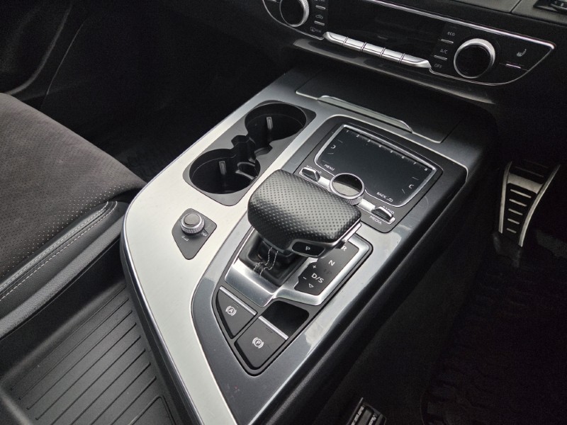 2019 (19) AUDI Q7 3.0 TDI Quattro S Line 5dr Tip Auto 5382141