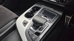 2019 (19) AUDI Q7 3.0 TDI Quattro S Line 5dr Tip Auto 5382141