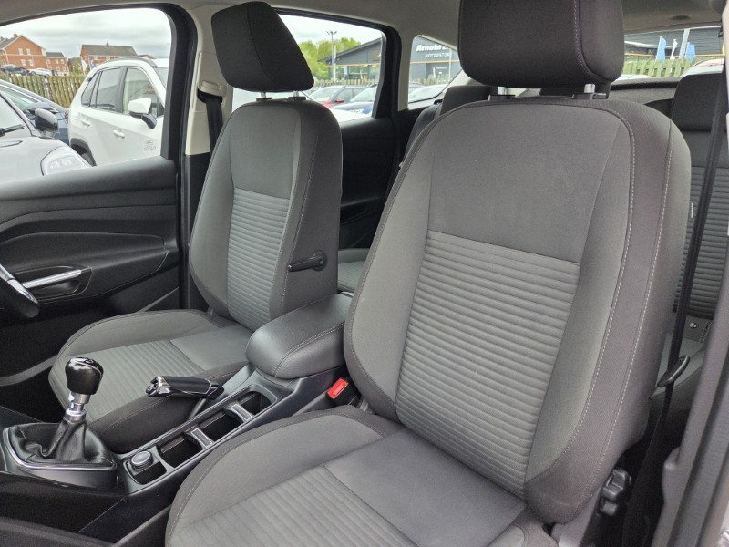 2017 (17) FORD C-MAX 1.5 TDCi Titanium 5dr 5384862