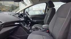 2017 (17) FORD C-MAX 1.5 TDCi Titanium 5dr 5384861