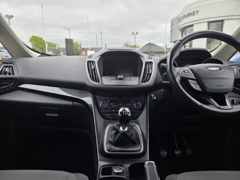 2017 (17) FORD C-MAX 1.5 TDCi Titanium 5dr 5384857