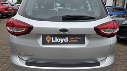 2017 (17) FORD C-MAX 1.5 TDCi Titanium 5dr 5384850
