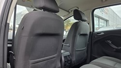 2017 (17) FORD C-MAX 1.5 TDCi Titanium 5dr 5384855