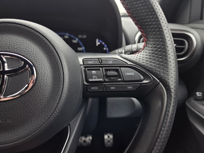 2023 (23) TOYOTA YARIS CROSS 1.5 Hybrid GR Sport 5dr CVT 5428320