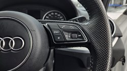 2020 (70) AUDI Q2 35 TFSI S Line 5dr 5401446