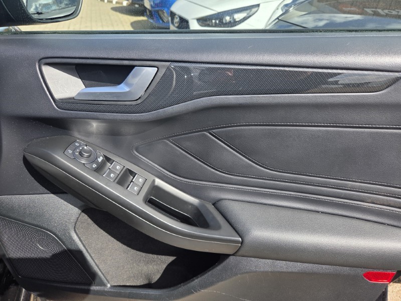 2021 (71) FORD FOCUS 1.0 EcoBoost Hybrid mHEV 155 ST-Line X Edition 5dr 5396250