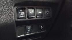 2020 (20) NISSAN X-TRAIL 1.7 dCi Tekna 5dr 5405996
