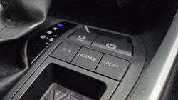 2022 (71) TOYOTA RAV4 2.5 VVT-i Hybrid Design 5dr CVT 2WD 5407452