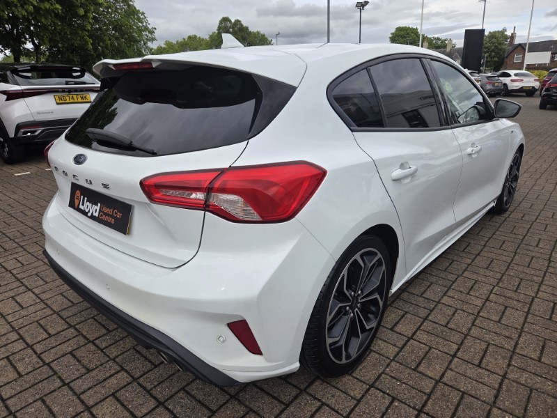 2018 (68) FORD FOCUS 1.0 EcoBoost 125 ST-Line X 5dr 5425060